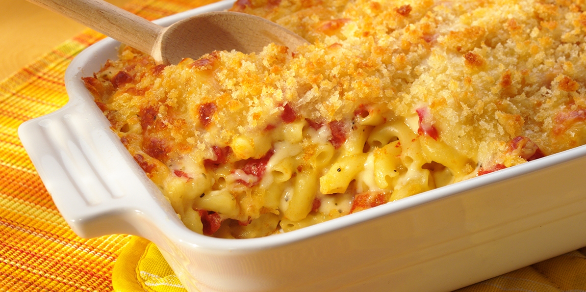 macaroni and cheese with milk and shredded cheese